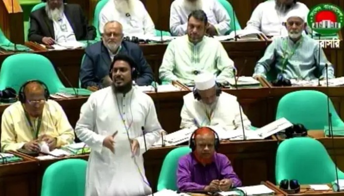 বগুড়া-সিরাজগঞ্জ পর্যন্ত সরাসরি রেলপথ নির্মাণের আহ্বান আখতারের